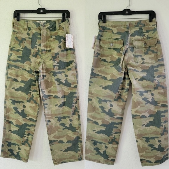 Free People - We The Free: Remy Camoflauge High Rise
Crop Pants - Picture 4 of 9